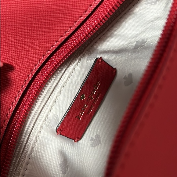 Kate spade red purse, authentic, brand new with tags, never used - Picture 3 of 3